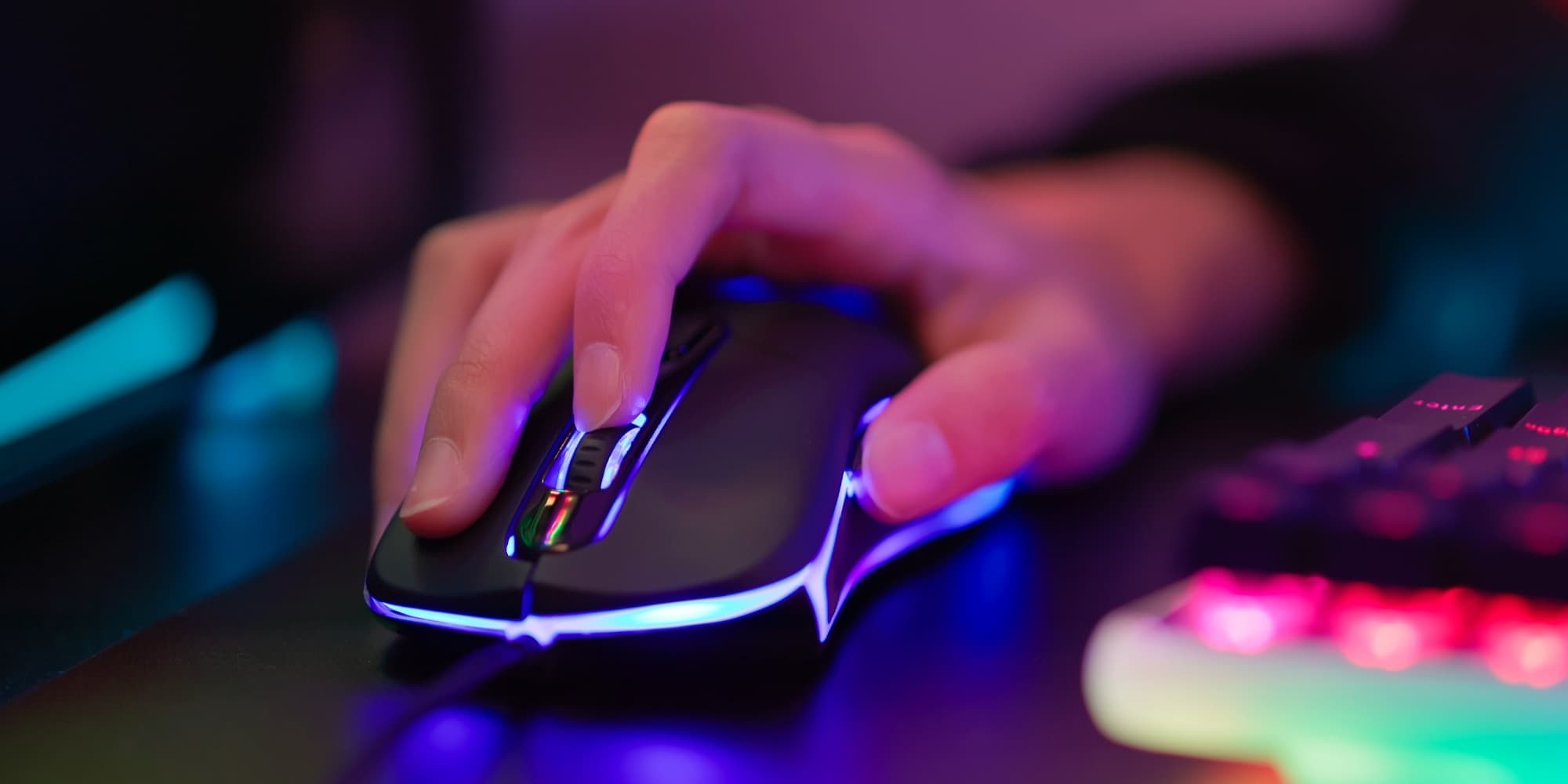 Quality control: Rigorous testing of switch consistency for competitive gaming.